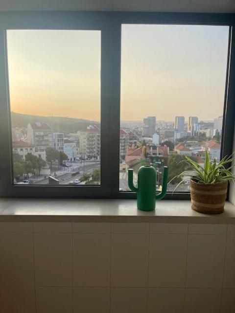 Apartamento Besthomestay- Lisbon- Garden, Pool & Garage Lisboa